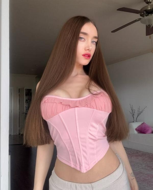Claudia Moon la compañía perfecta para tus momentos especiales 2 Mis Fotos